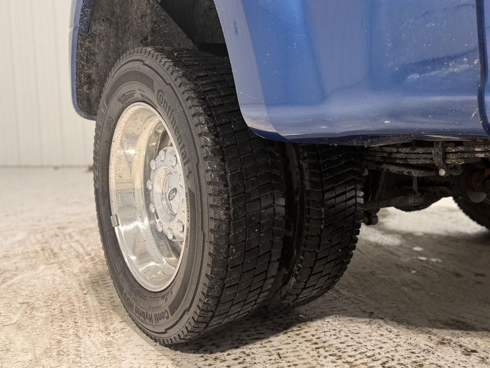 2022 Ford Super Duty F-450 DRW Limited