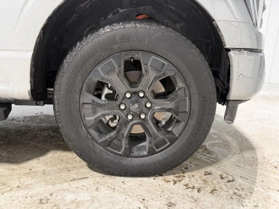 2022 Ford F-150 Base