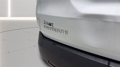2022 Chevrolet Traverse LT Cloth