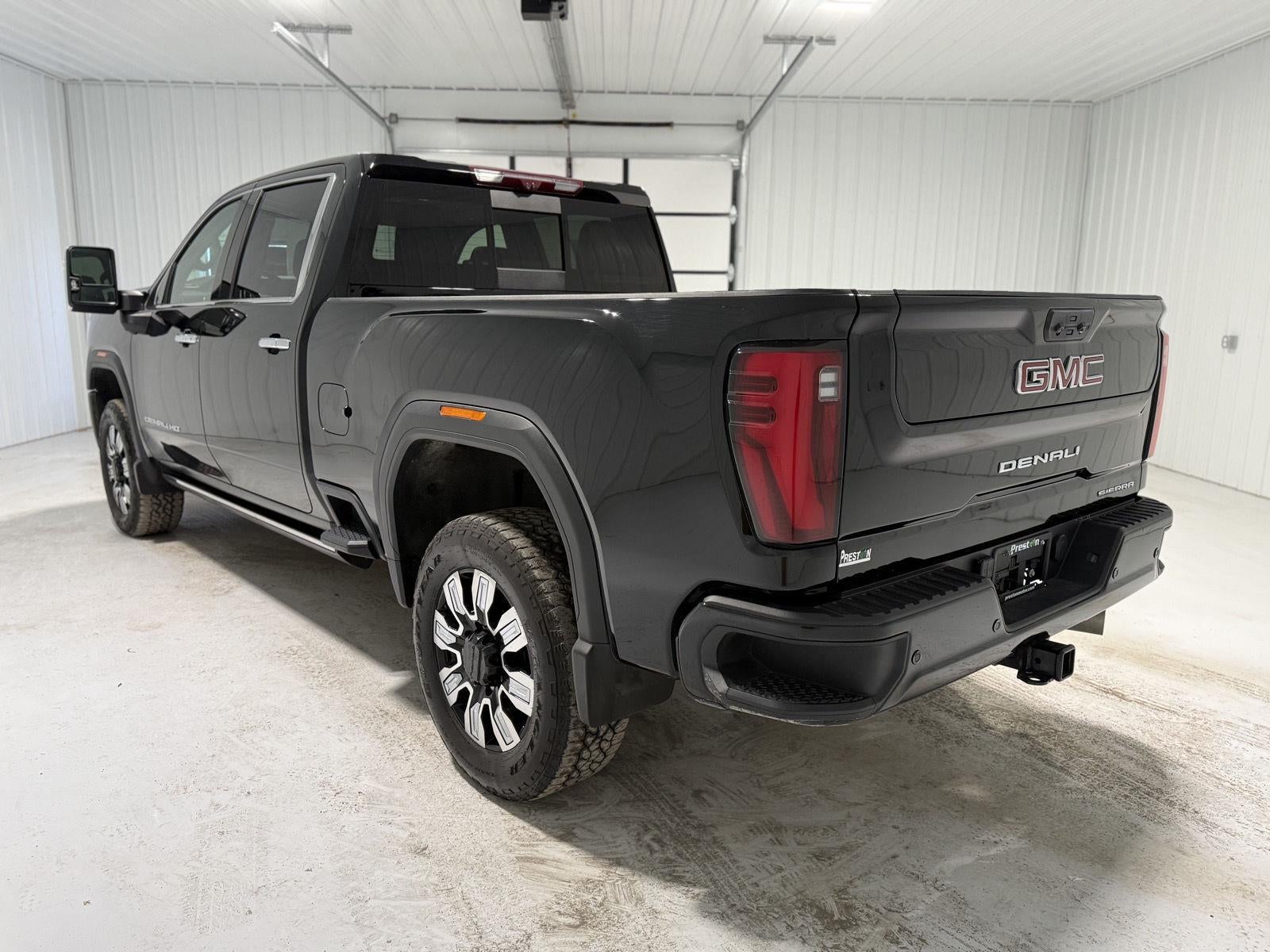 2024 GMC Sierra 2500HD Denali