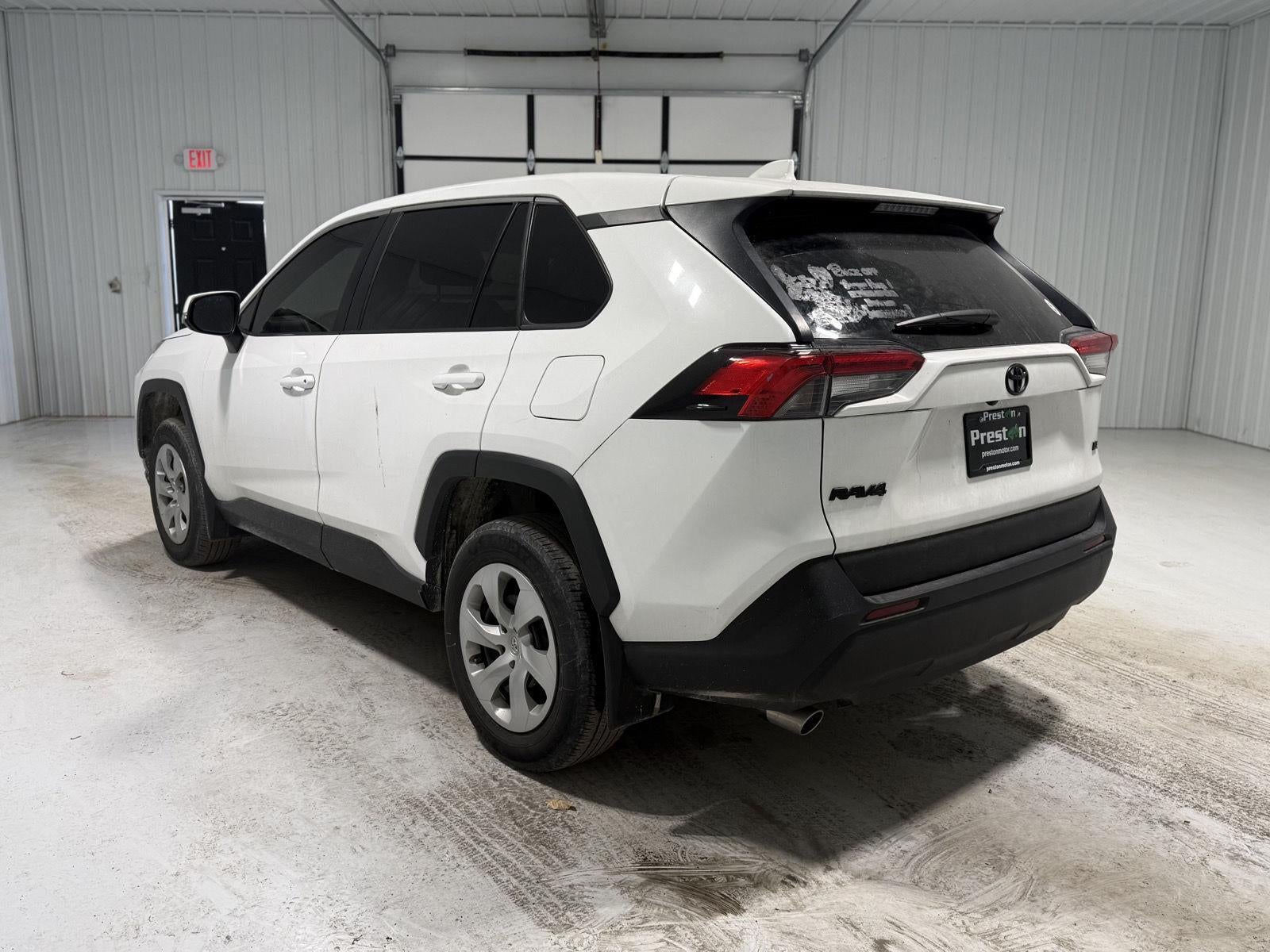 2023 Toyota RAV4 LE