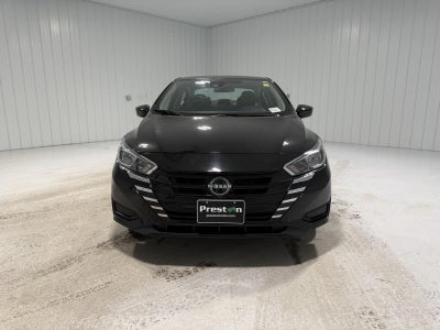 2023 Nissan Versa SV