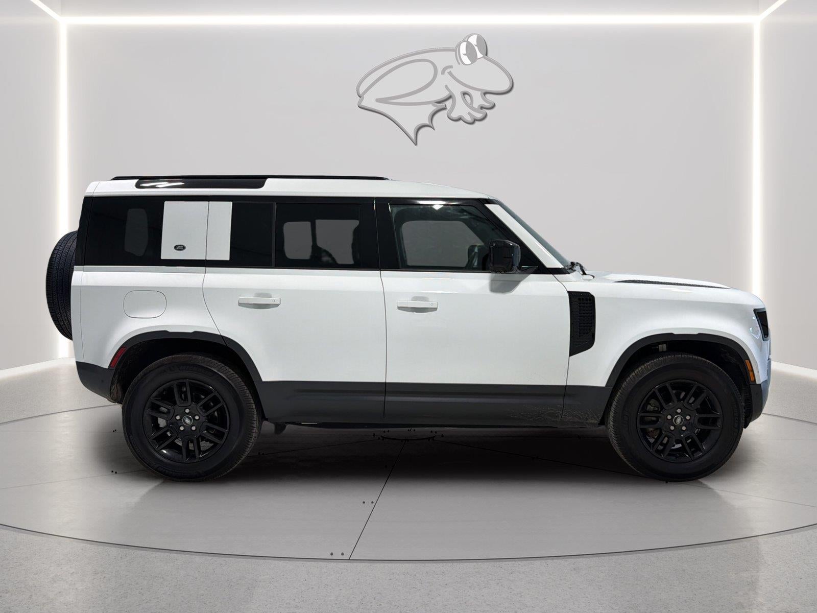 2024 Land Rover Defender S