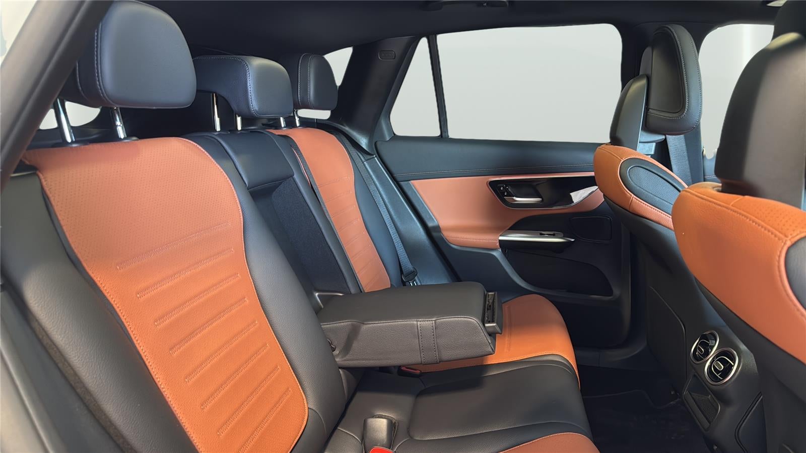 2025 Mercedes-Benz GLC GLC 300