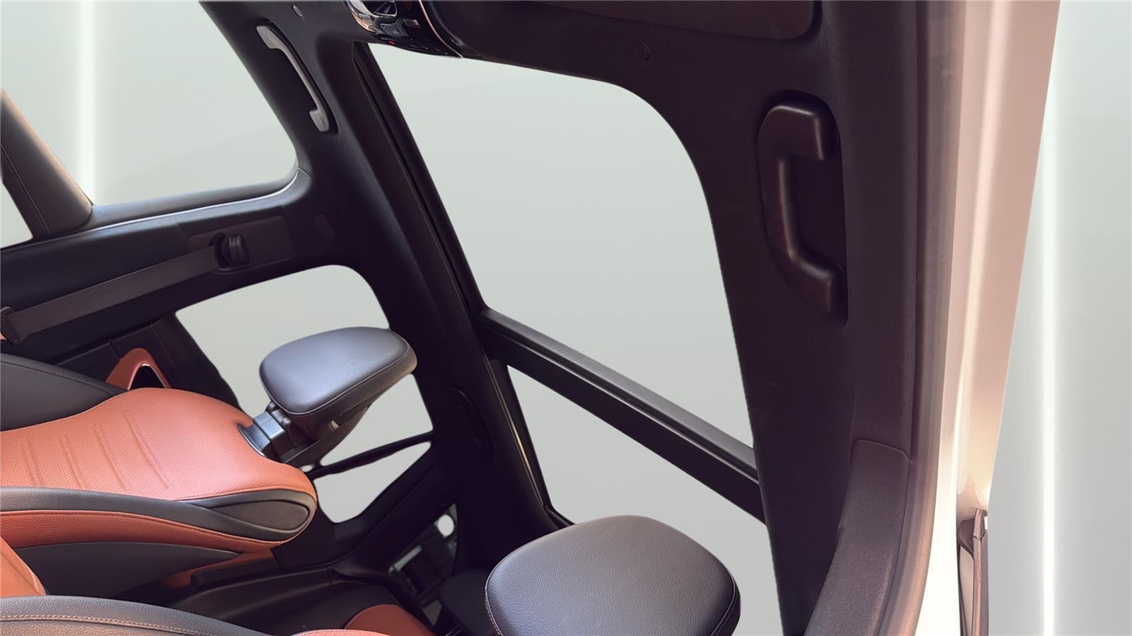 2025 Mercedes-Benz GLC GLC 300