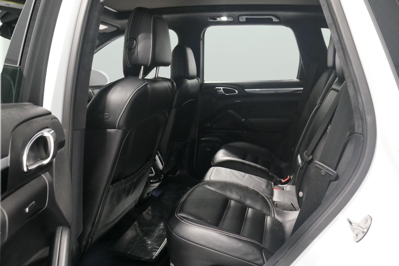 2017 Porsche Cayenne Turbo