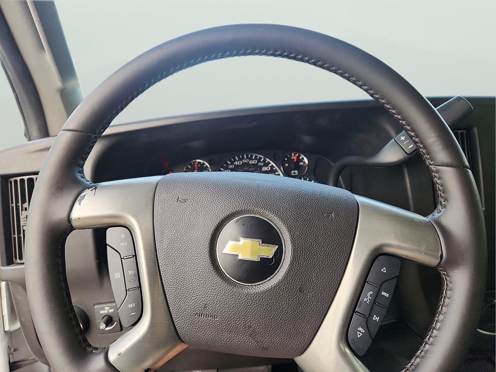 2017 Chevrolet Express Passenger 3500 LS