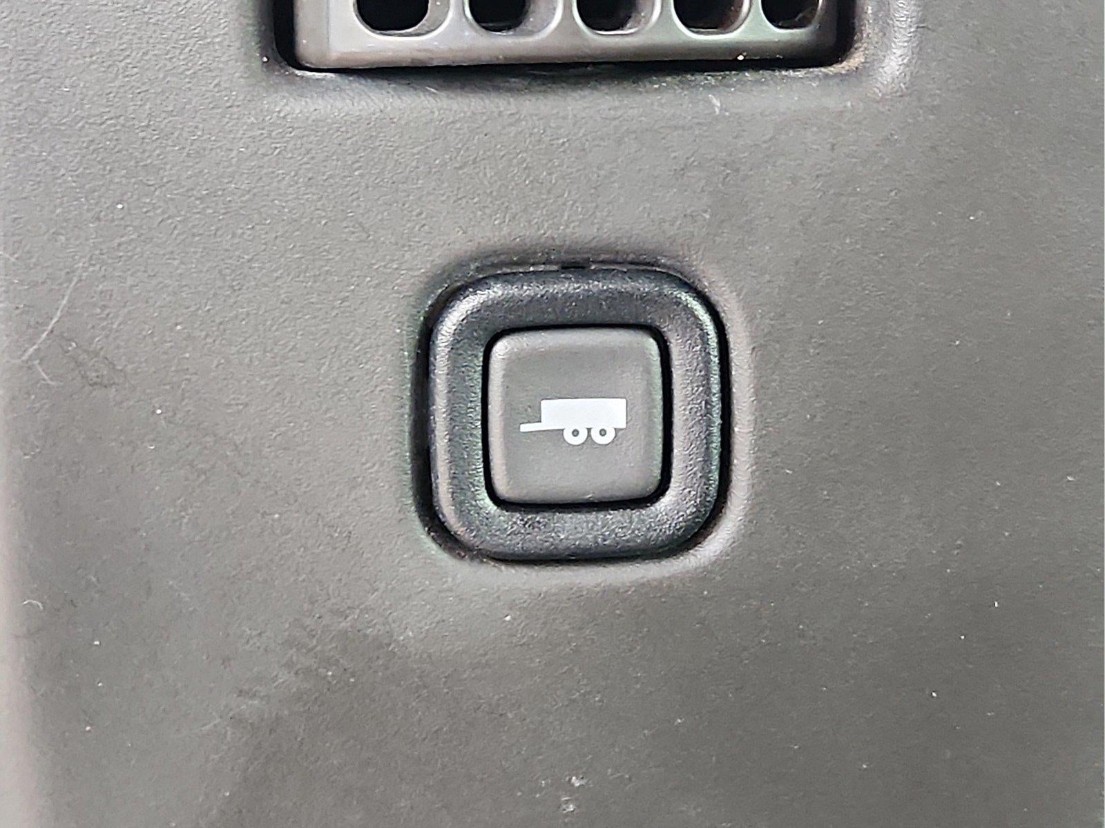 2017 Chevrolet Express Passenger 3500 LS