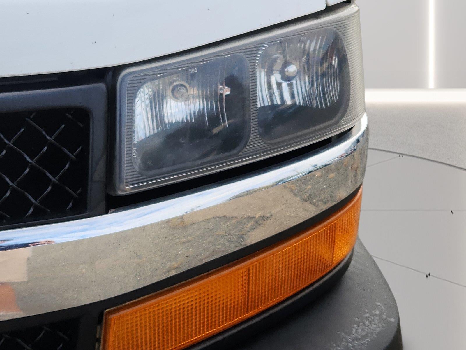 2017 Chevrolet Express Passenger 3500 LS