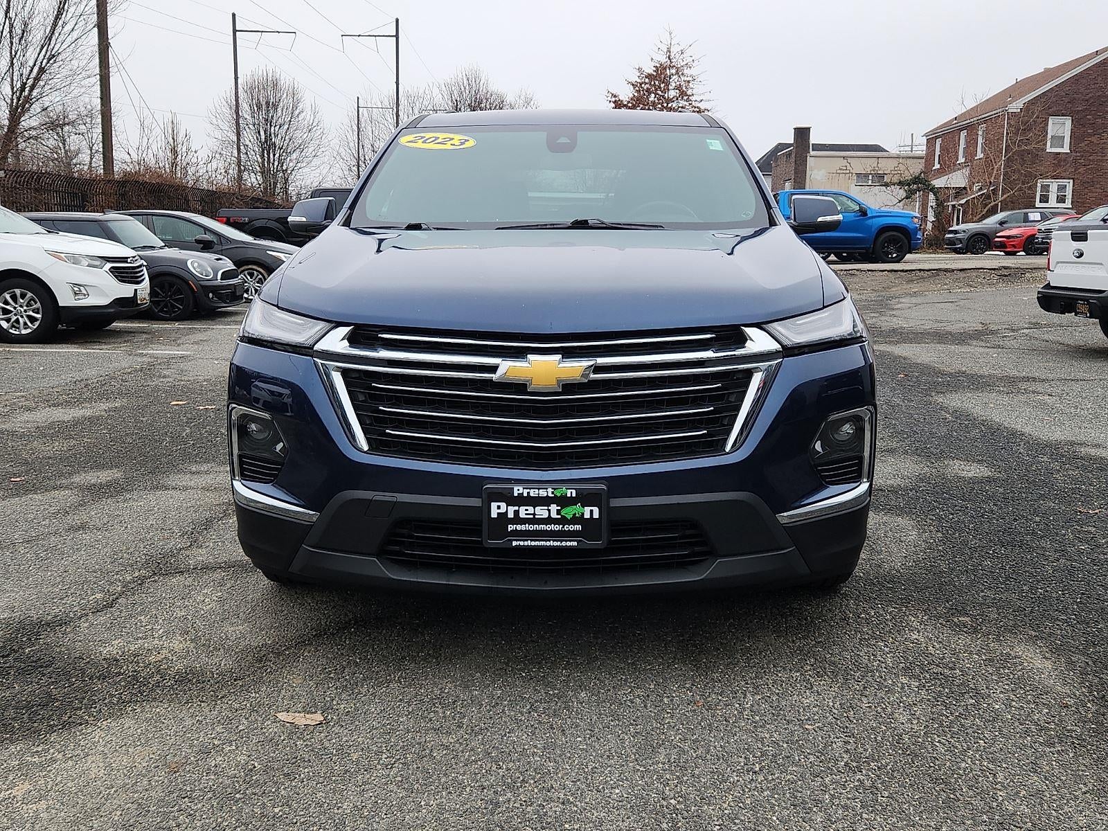 2023 Chevrolet Traverse LT Cloth