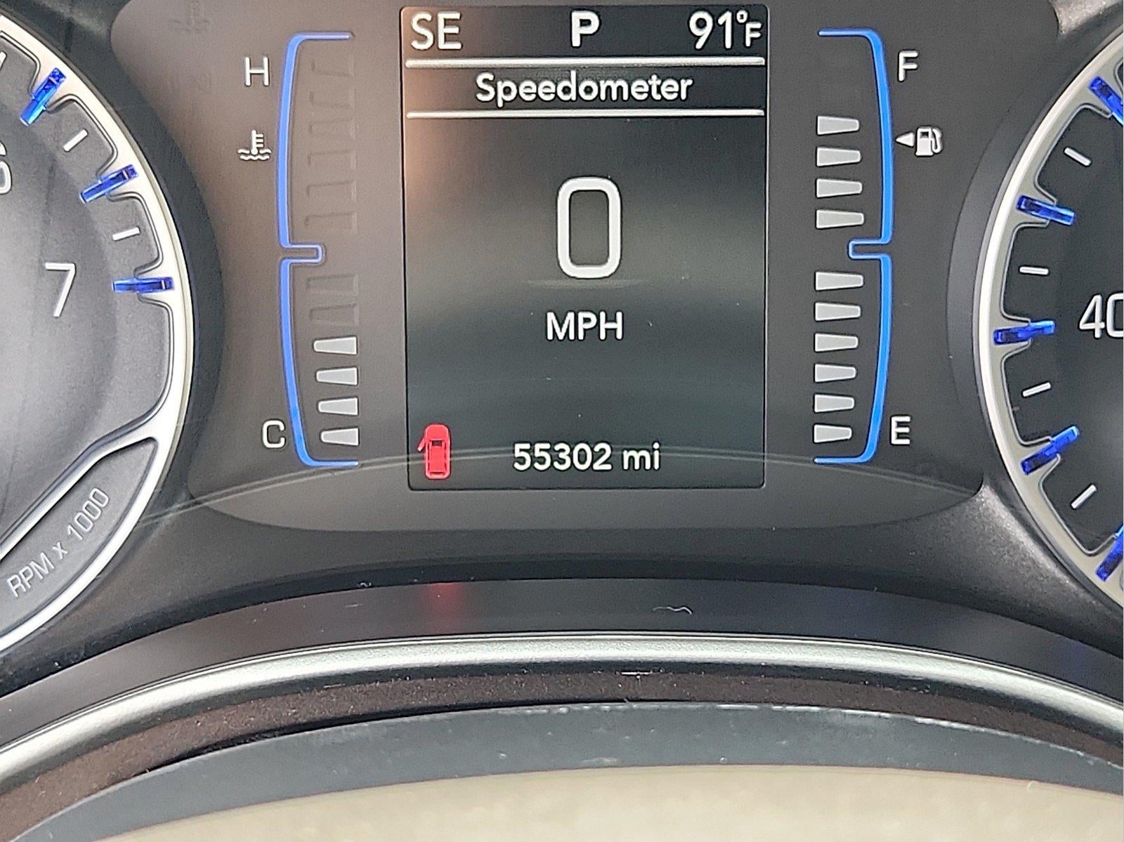 2024 Chrysler Voyager LX