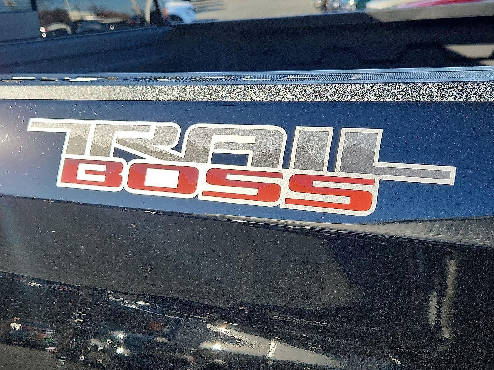 2025 Chevrolet Silverado 1500 LT Trail Boss