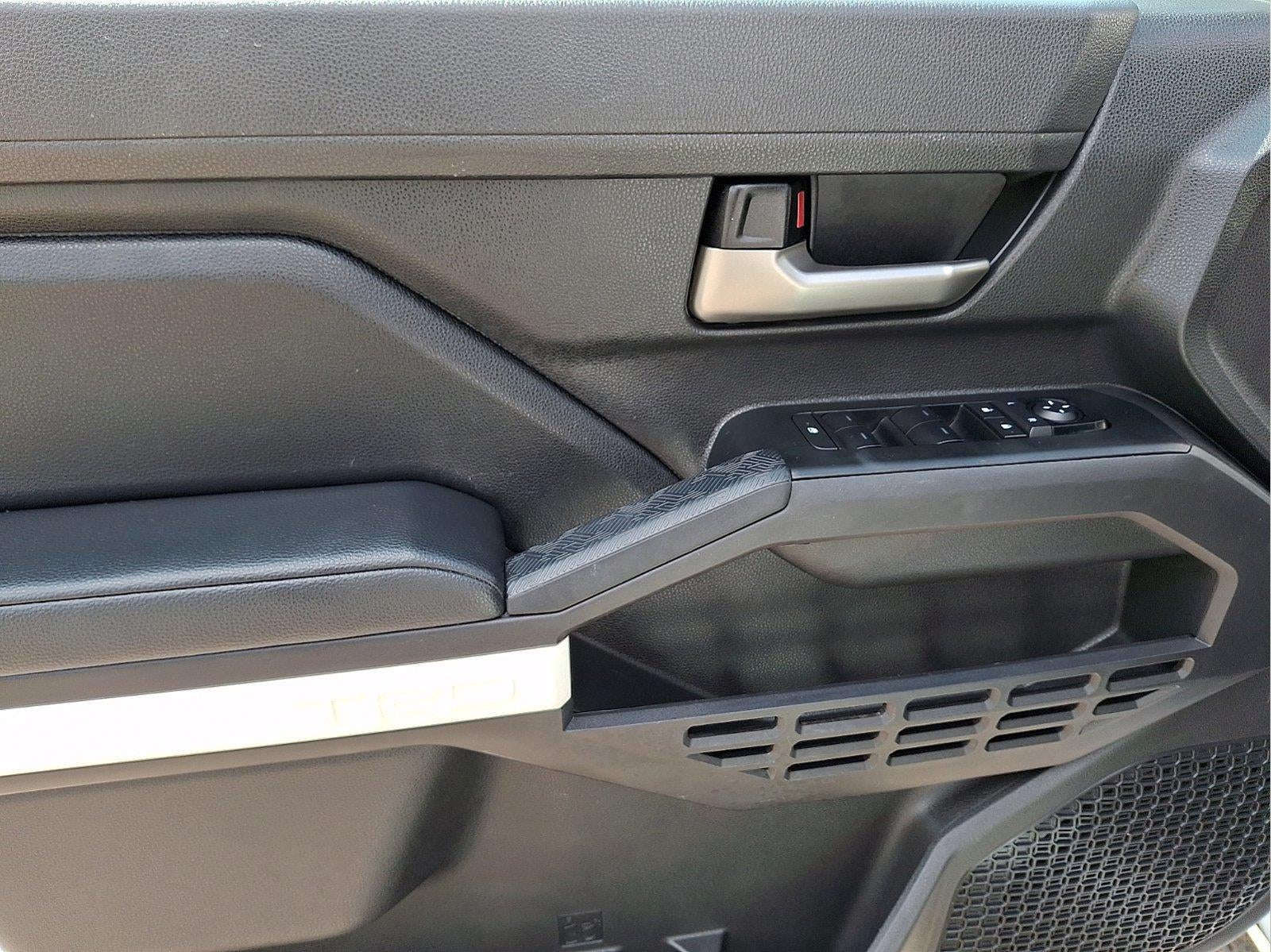 2024 Toyota Tacoma 4WD SR5