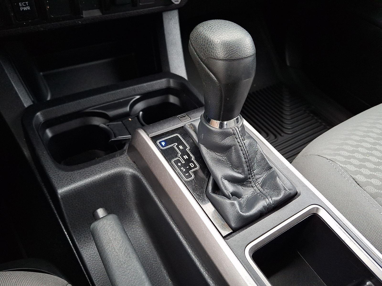 2022 Toyota Tacoma 4WD SR