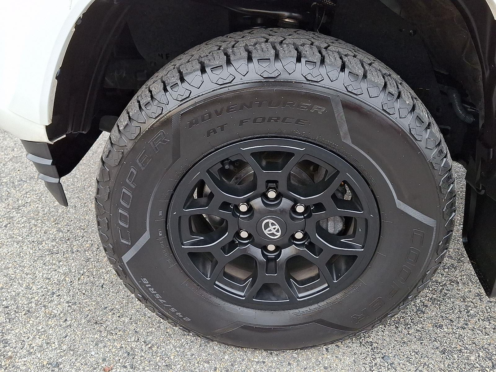 2022 Toyota Tacoma 4WD SR