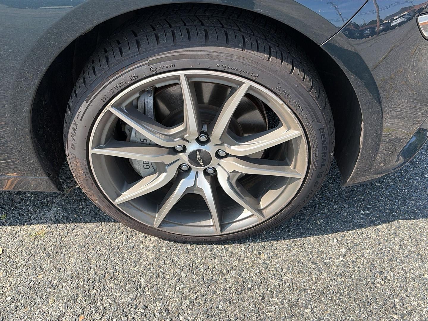2025 Genesis G70 2.5T