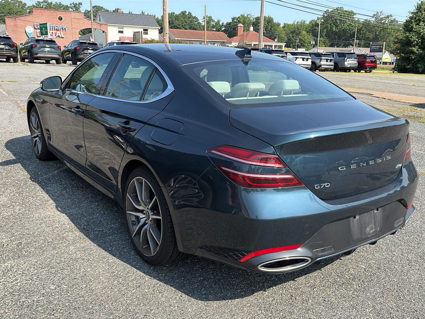 2025 Genesis G70 2.5T