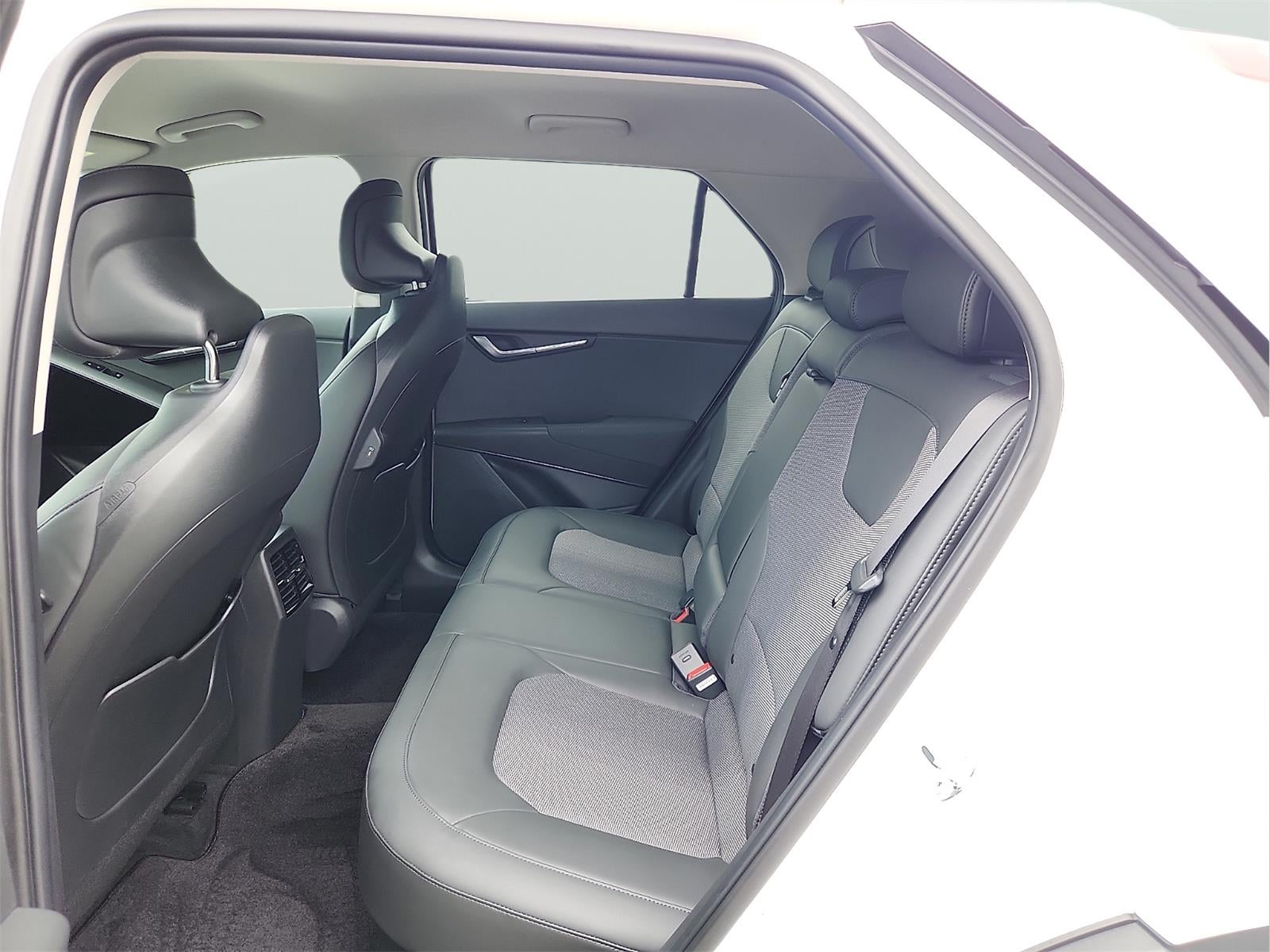 2023 Kia Niro EX