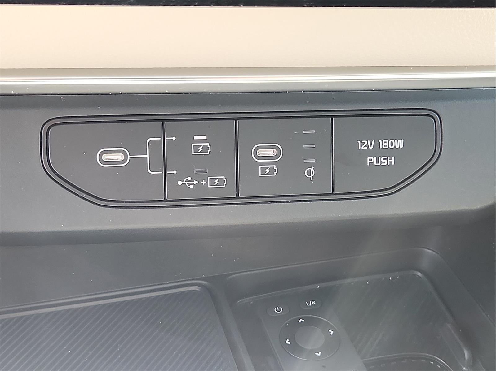 2025 Kia Carnival SX Prestige